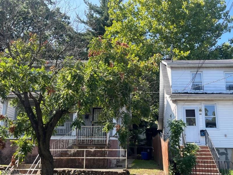 Incredible opportunity for the Savvy Investor or Homebuyer with a vision for turning this 3 bedroom 2.