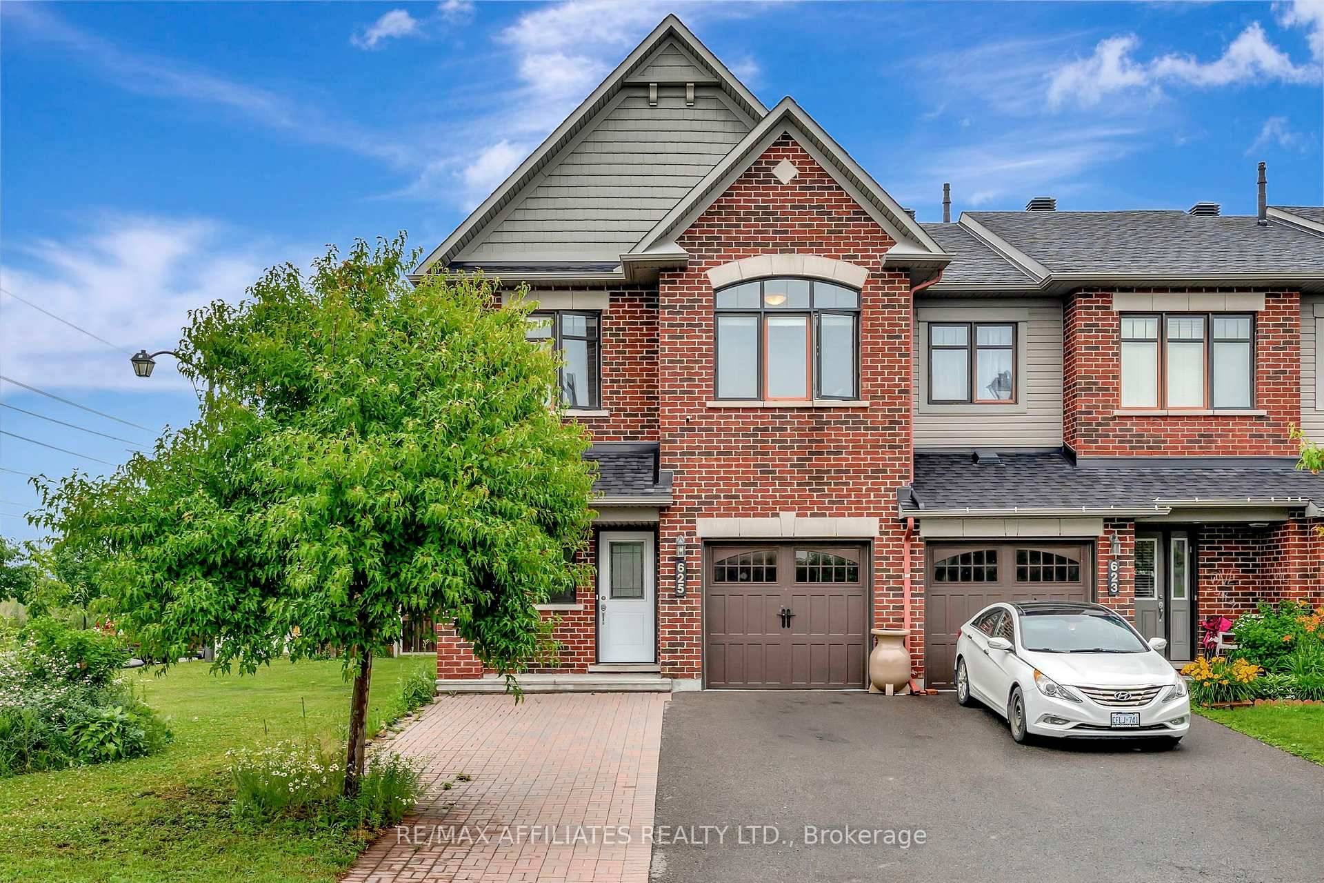 OPEN HOUSE SUNDAY JULY 13, 2 4PM !