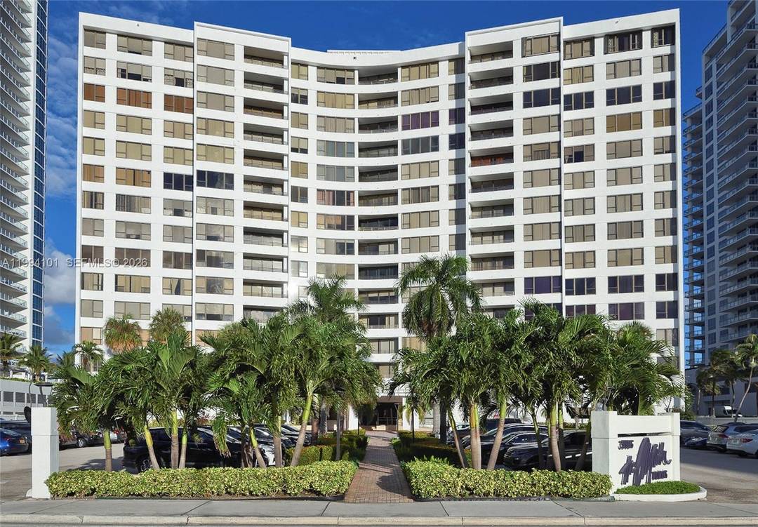 OCEANFRONT BUILDING 2 BEDROOM 2 BATH 1360 SQFT UNFURNISHED 2ND FOOR WITH INTRACOASTAL VIEWS.