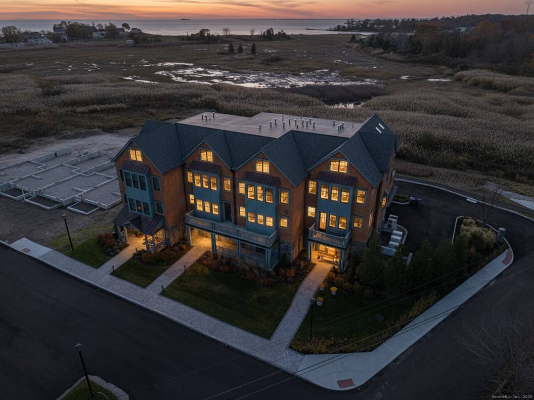 Eagleview at Guilford Where Luxury Meets Lifestyle.