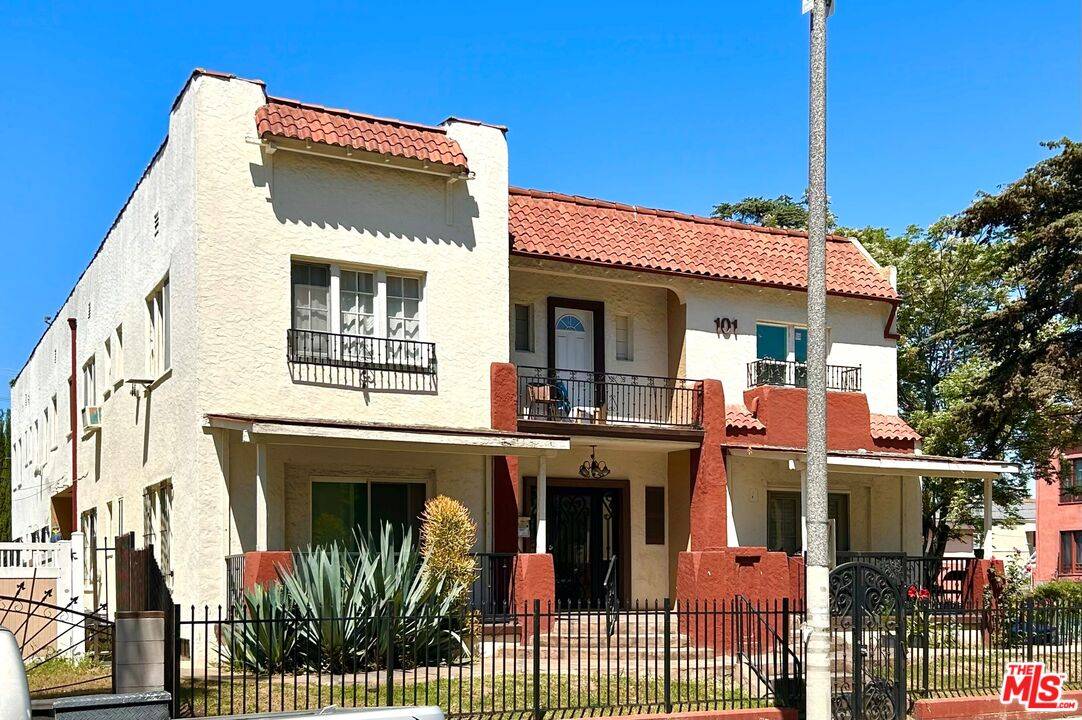 101 S Kenmore Ave 8.0 Hancock Park LA