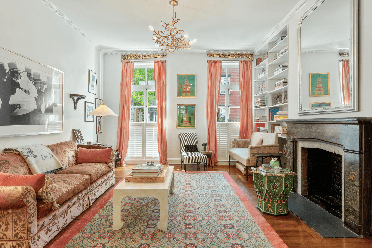 Discover the ultimate West Village living experience at 27 Perry Street, a charming and spacious townhouse nestled in the heart of one of New York City's most sought after neighborhoods.