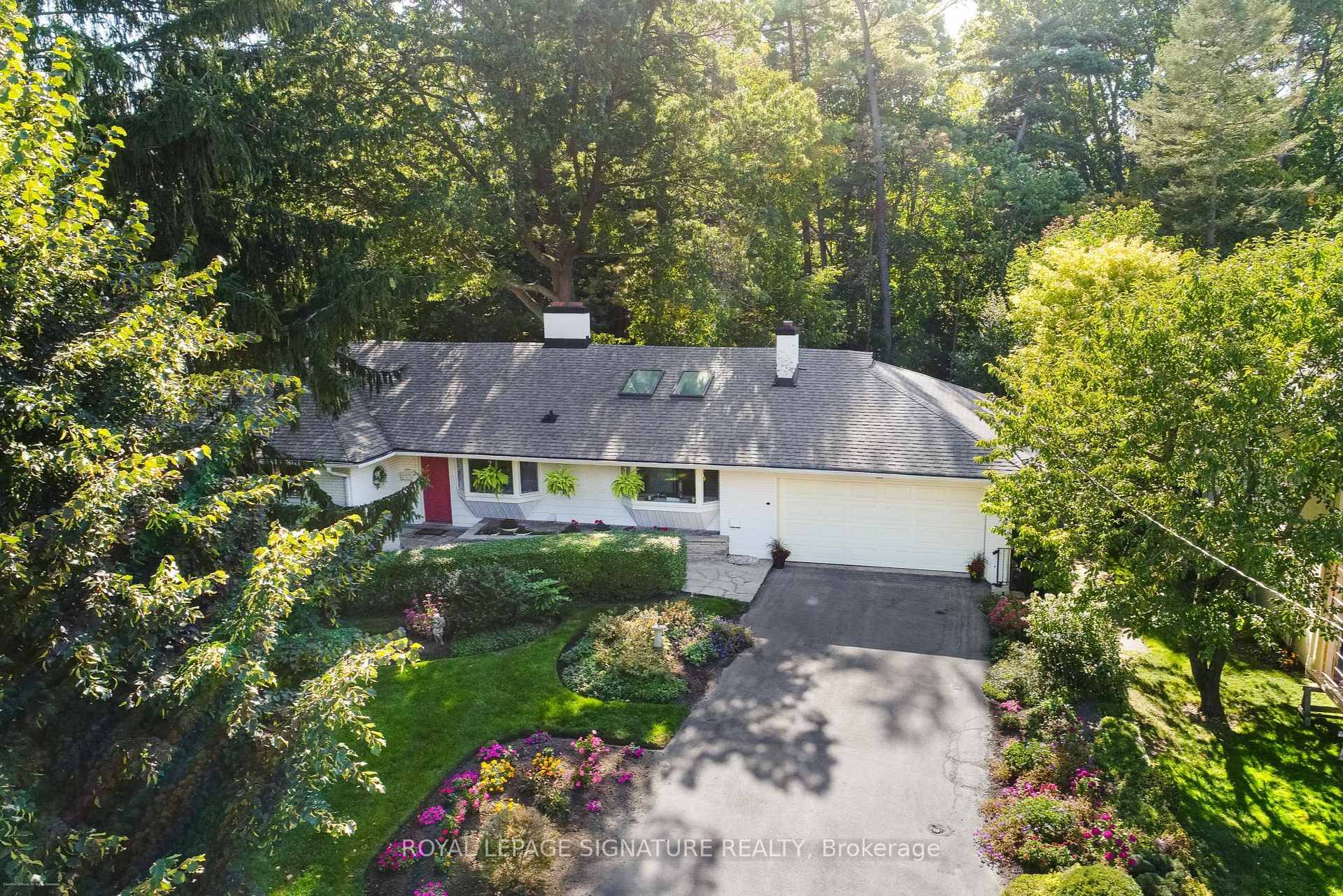 First time offered for sale since 1988 !