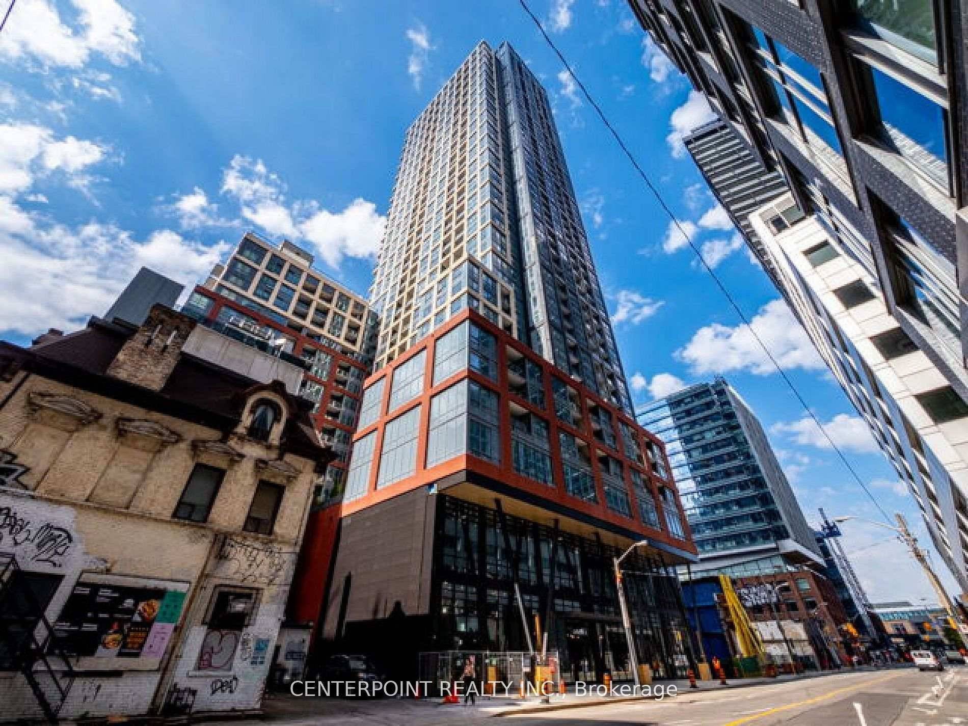Sleek 2 Bed, 2 Bath Condo with Parking at Peter amp ; Adelaide Bright and spacious suite showcasing spectacular south facing city views.