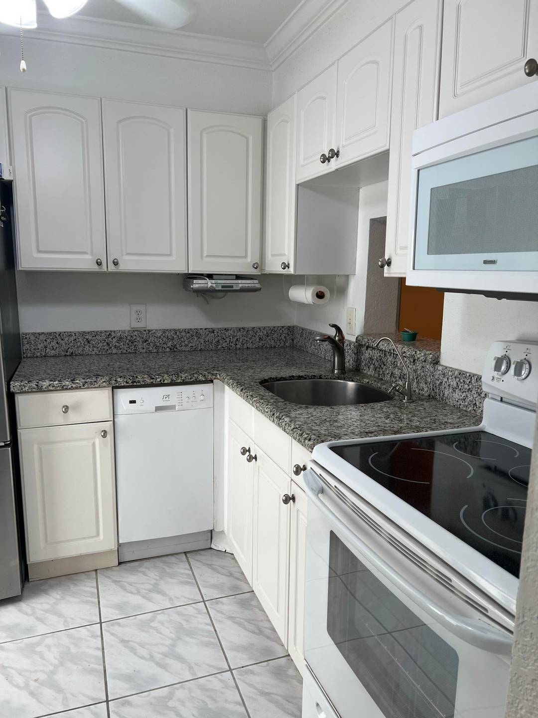 SELLER IS PAYING FOR ASSESSMENT 1ST Fl unit.