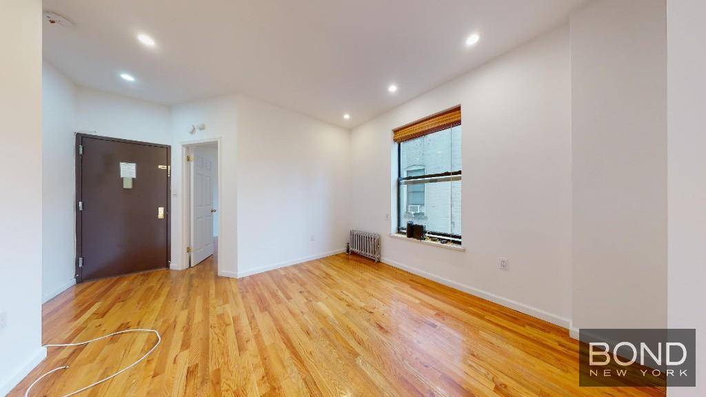 Spacious 2 bedroom in prime East Village.