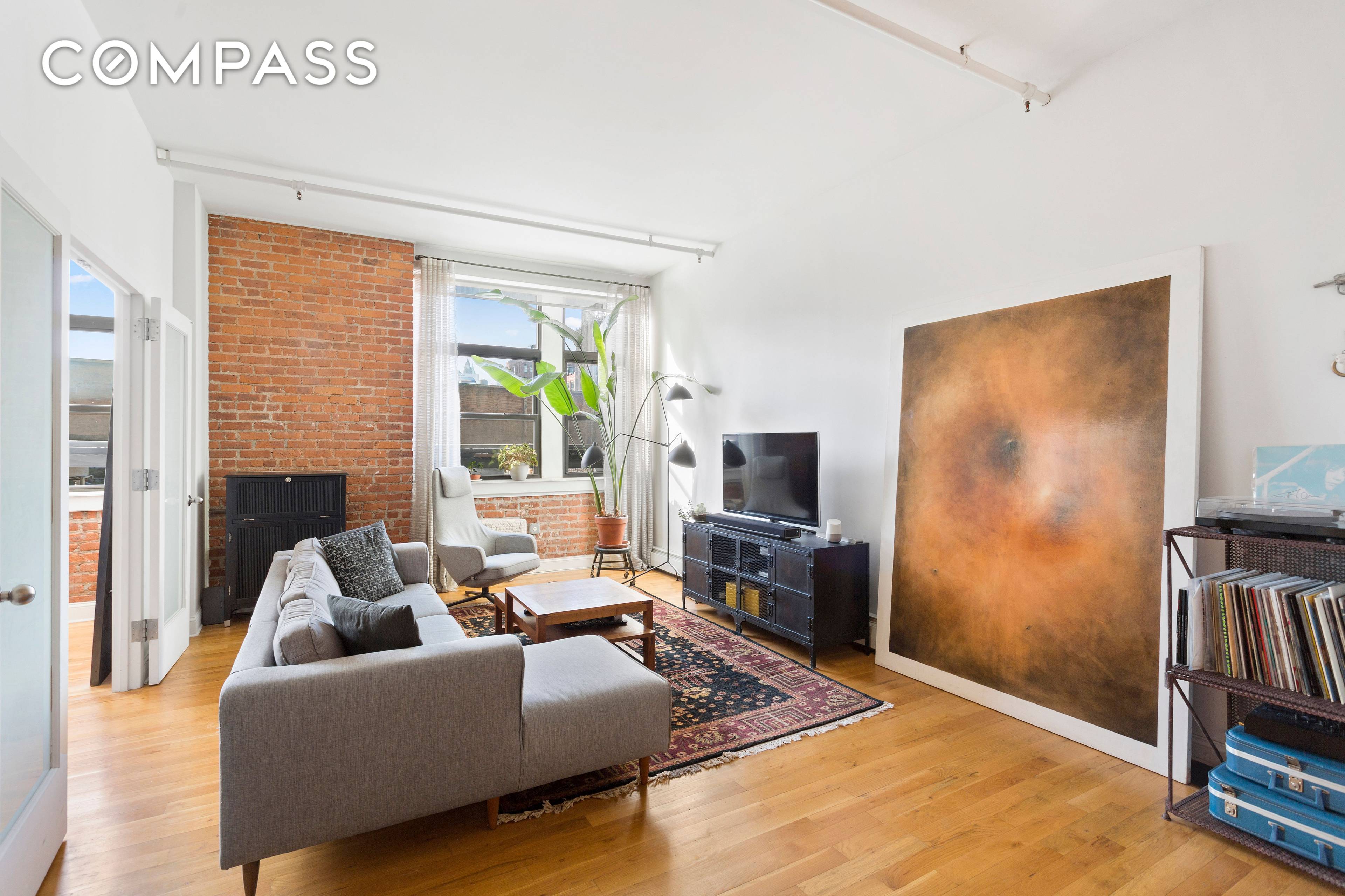 Discover the essence of contemporary living at 79 Bridge St, Brooklyn, NY, where this exquisitely designed condo awaits your arrival.
