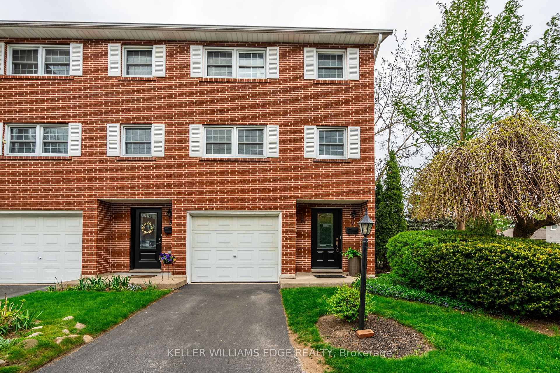 Welcome to 7 91 Livingston Avenue, located in the beautiful town of Grimsby.