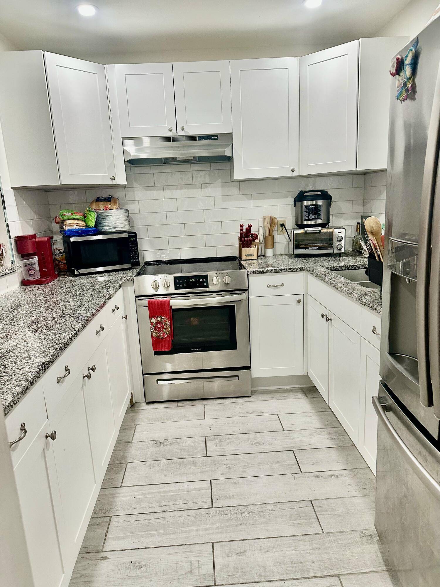 Welcome Home ! This property is everything you've been looking for.