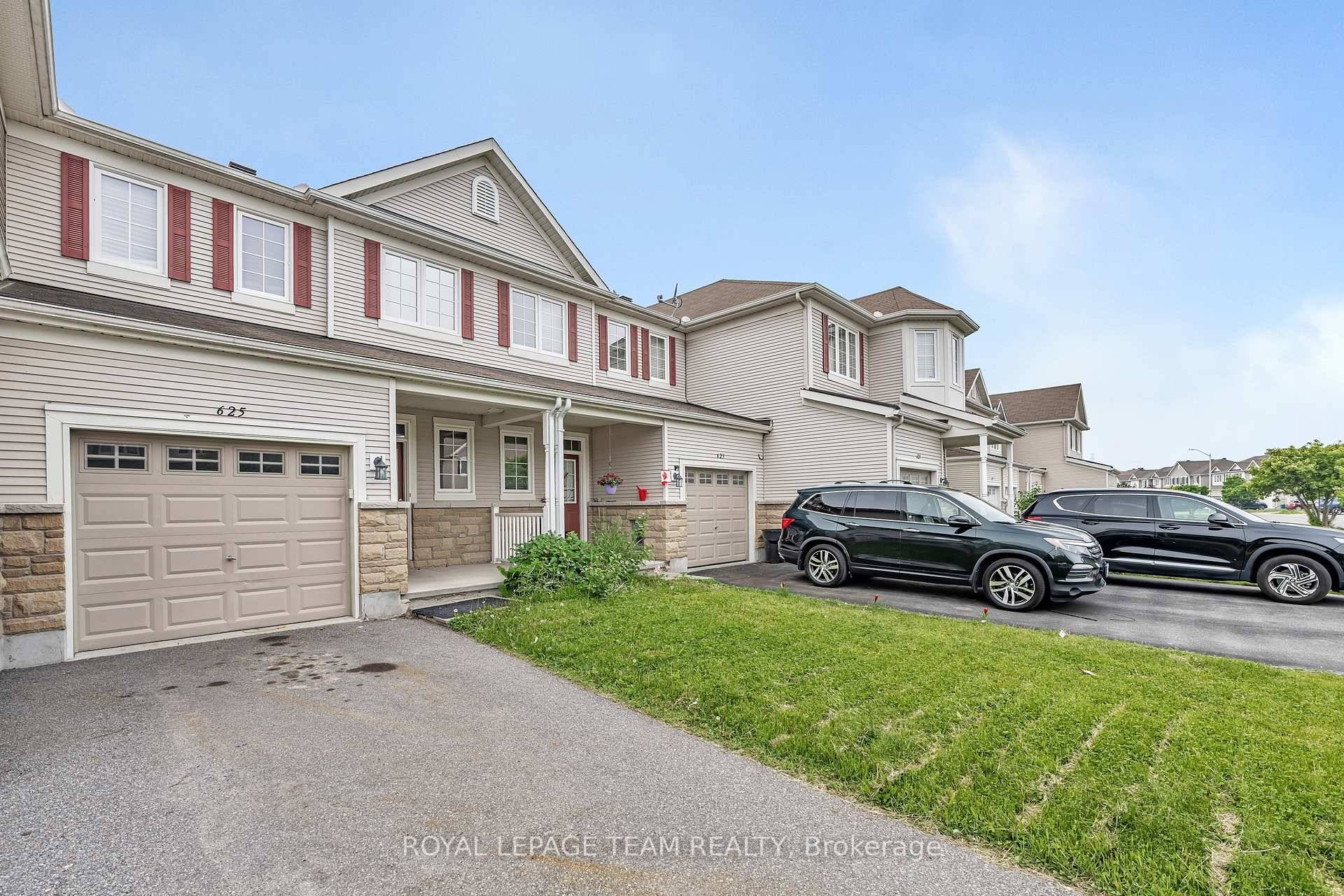 GREAT VALUE ! ! ! Move in after October 1st.