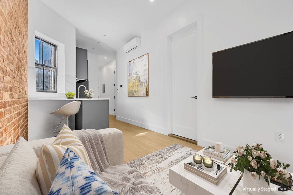 LAST UNIT available for 2025 in Aurora !