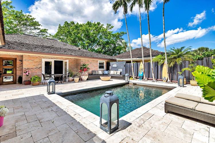 Palm Beach Polo Golf amp ; CC Villa directly located in the Equestrian capital of America Wellington, Florida.