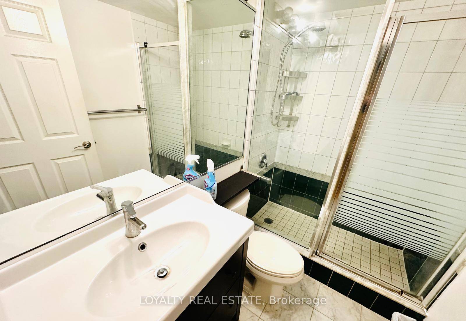 Gorgeous 2 PARKING, ONE LOCKER Oversized Corner Unit Condo With 4 Large Bedrooms, 3 Full Baths, Approx 1300 Sqft, Open South Exposure, Lots Of Sunshine amp ; Brightness, Hardwood Floors, ...