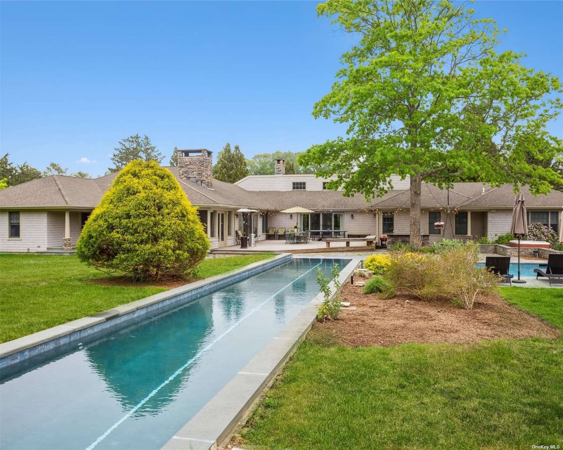 This is the life ! Fabulously spacious all on one level stylish 6 bed, 4.