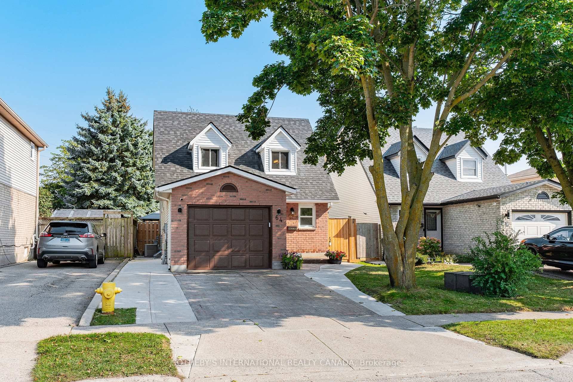 Welcome to 64 Glenbrook Crescent, located in the highly desirable neighbourhood of North Galt.
