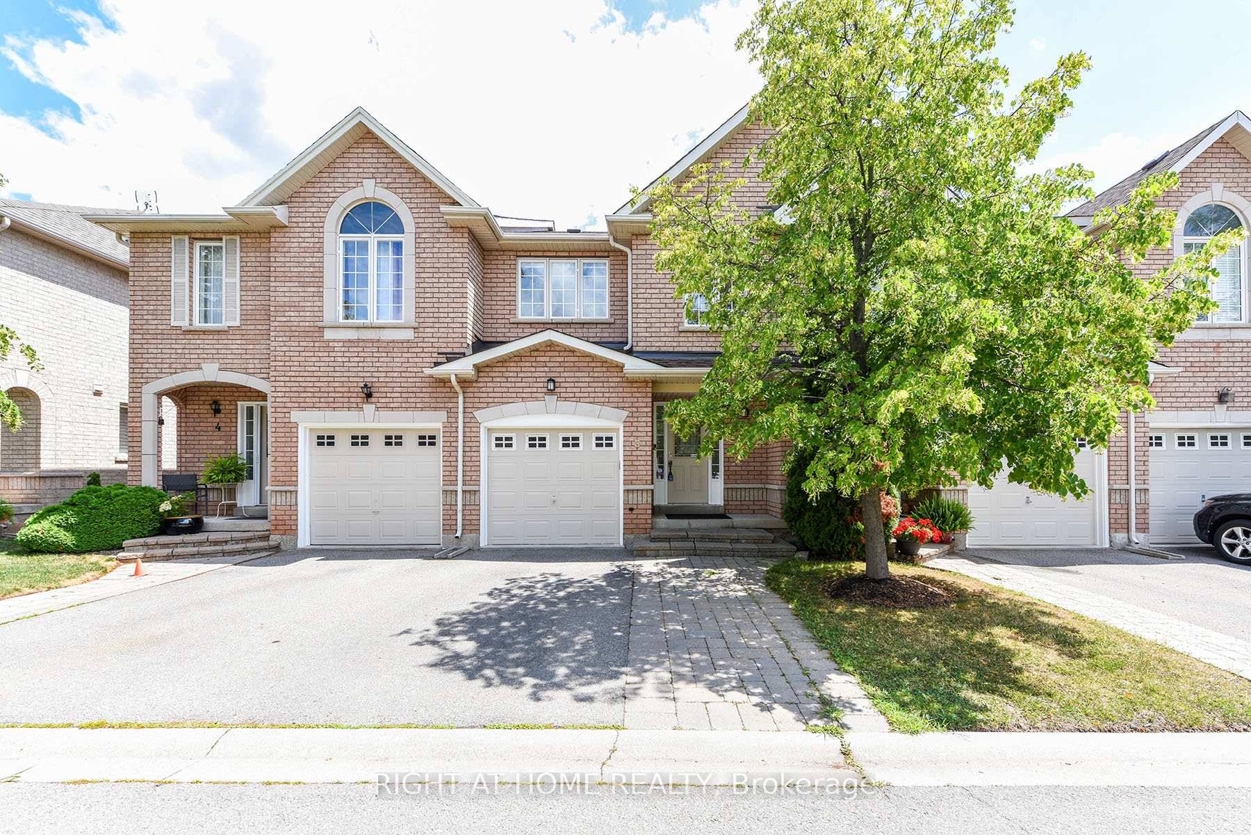 Absolutely Gorgeous Executive Townhome In Desirable Glen Abbey.