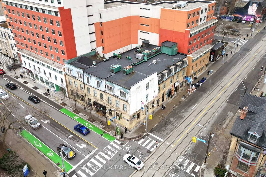 For Sale 66 Gerrard Street East, TorontoThree Storey Commercial Building Approx.