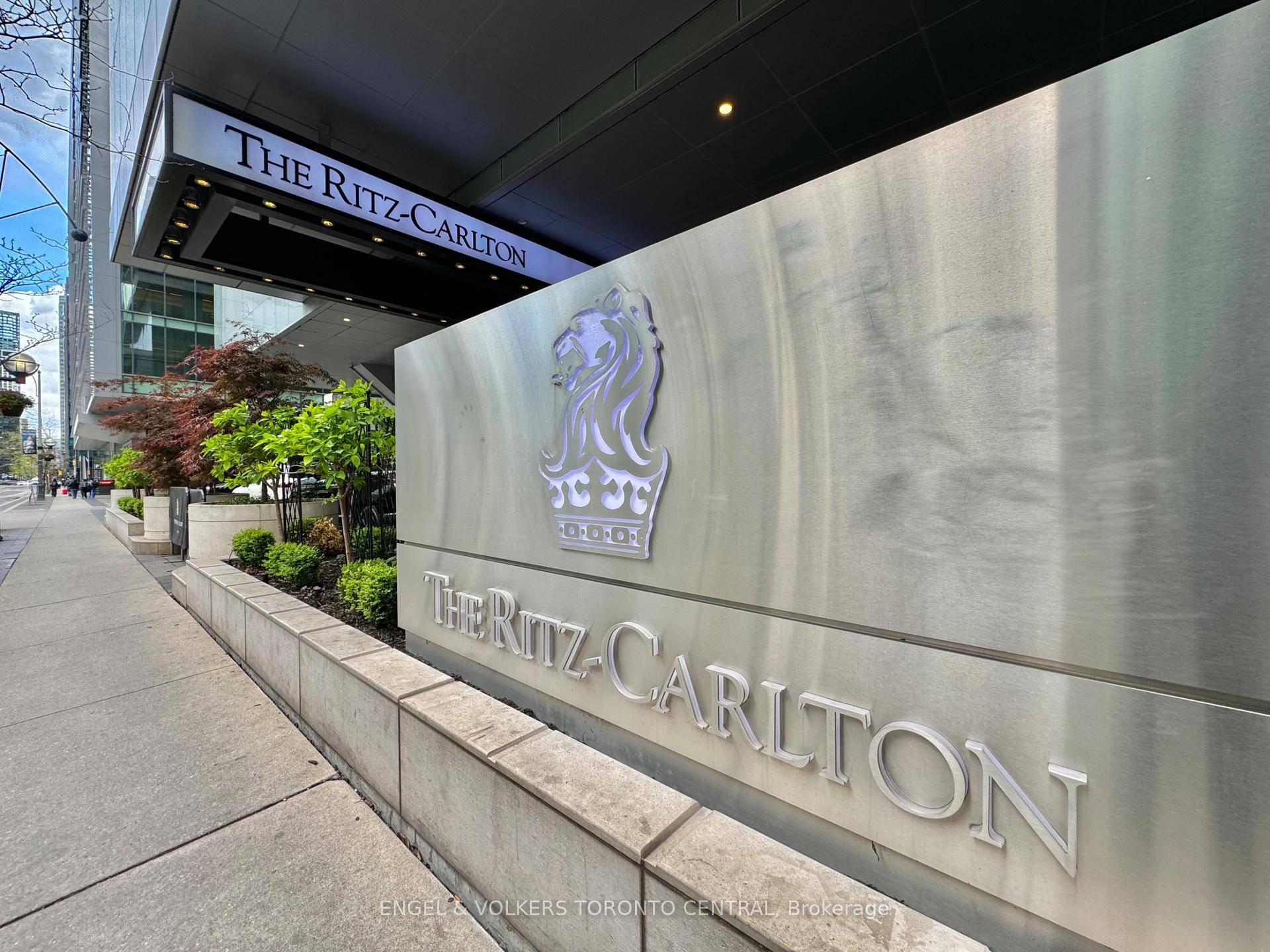 Welcome To The Ritz Carlton Residences !