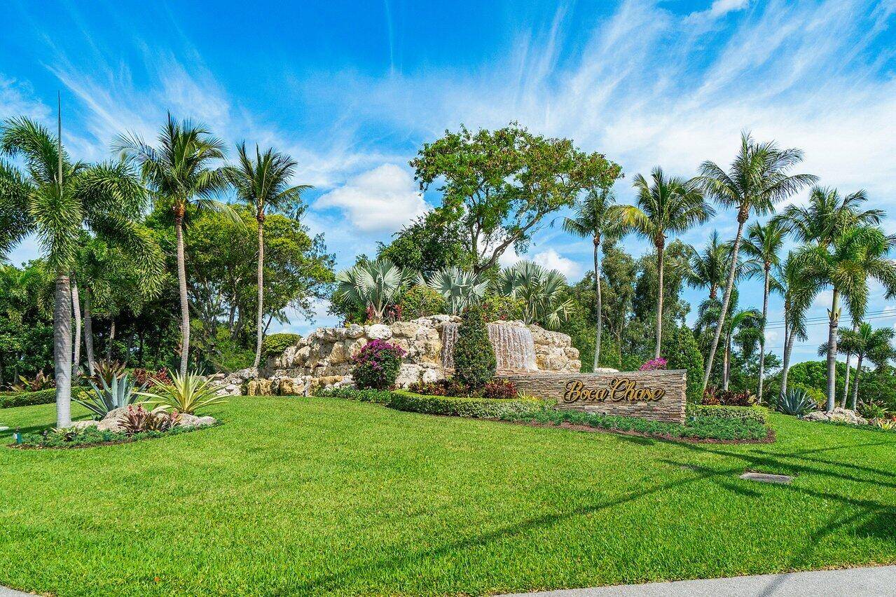 RARE Opportunity in Boca Raton 4 Bedroom Home Under 700K !