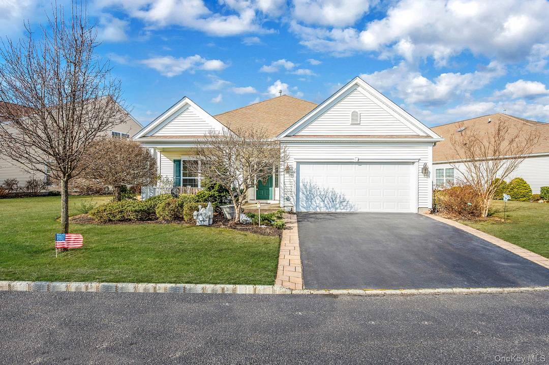 This beautiful Brighton model is a stunning blend of elegance, functionality and modern convenience.