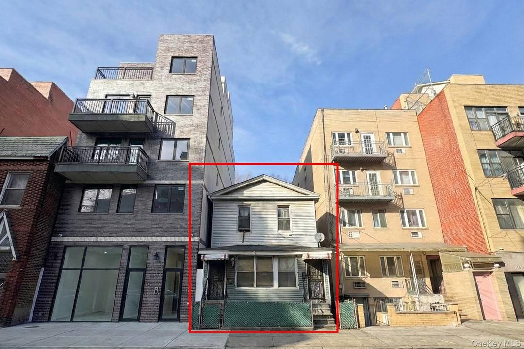 2 family home on a 25 x 100 lot with highly desirable R6 zoning, offering exceptional development and long term investment potential.