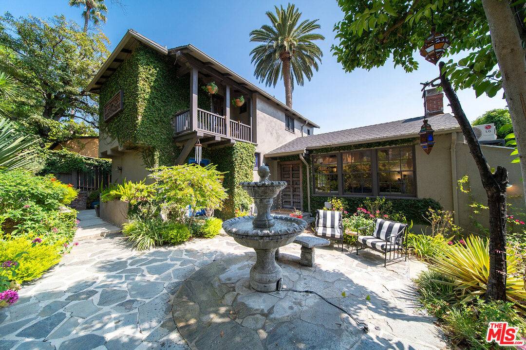 6626   Cahuenga Ter 3BR Hollywood Hills East La