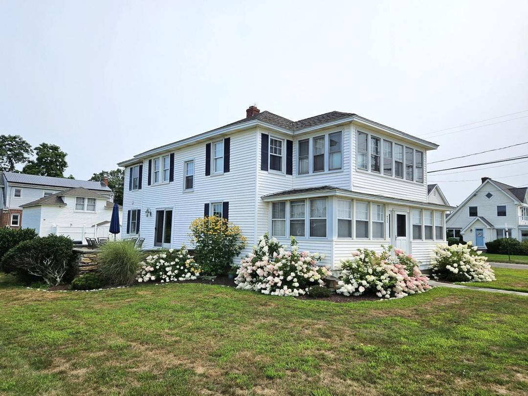 Classic New England year round beach house across the street from the ocean in the private Knollwood beach area.