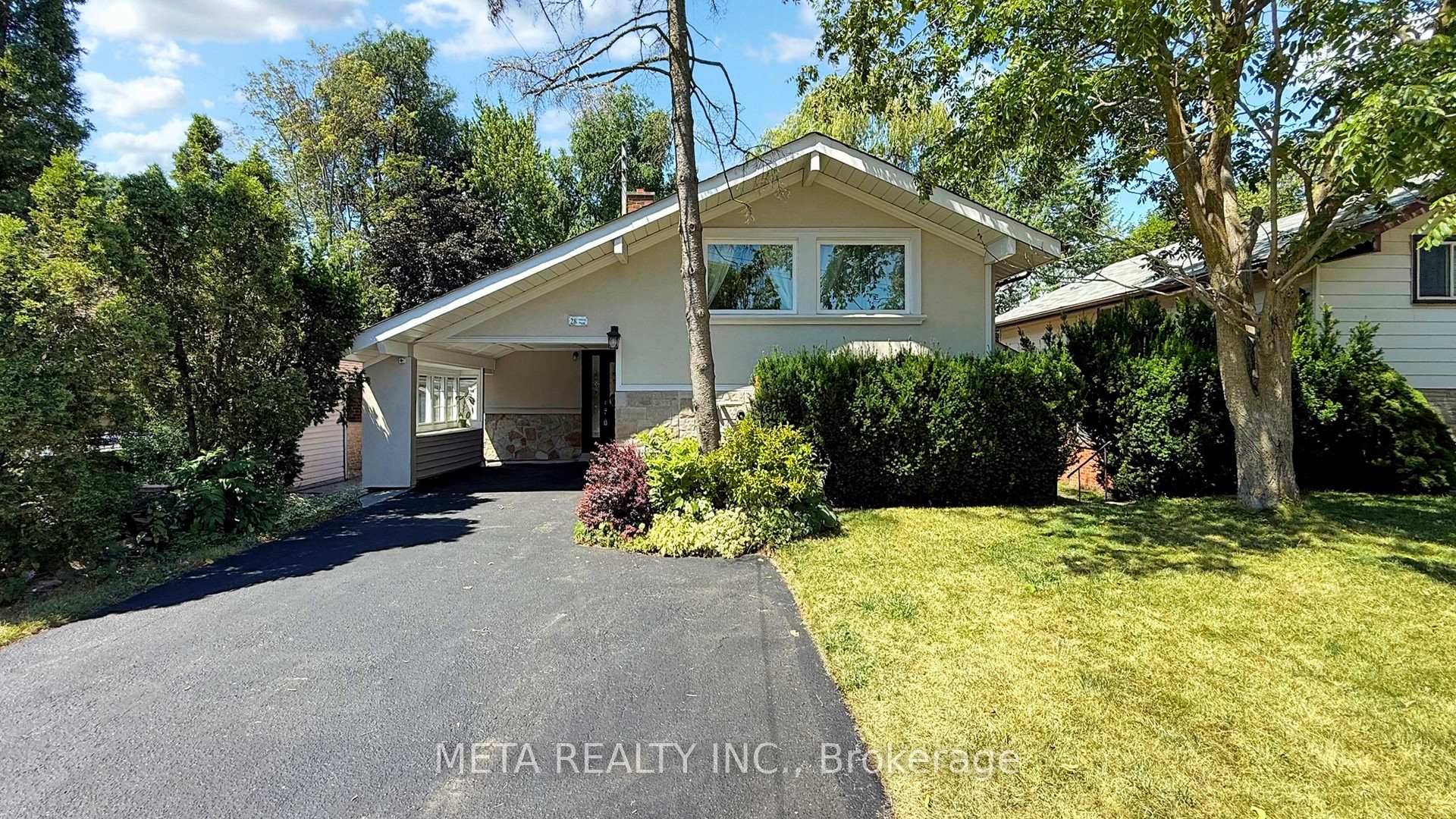 This is it ! Welcome to this one of a kind detached side split home !
