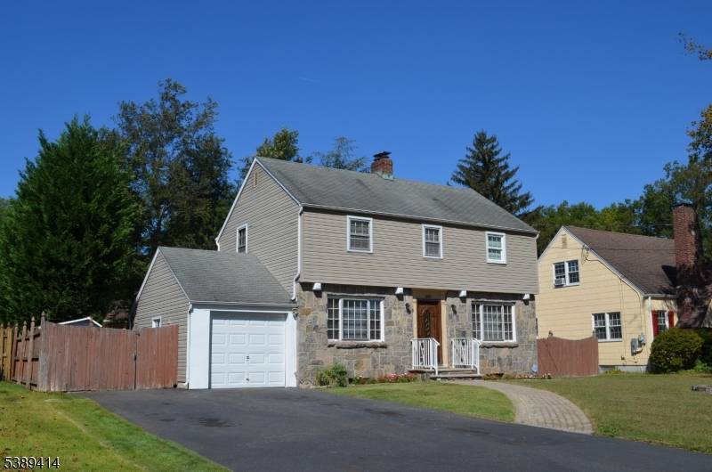 4 Bedroom Updated Colonial on quiet street.