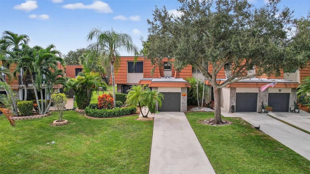 Just Reduced ! Spacious 3BR 2.