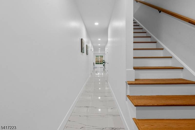 Brand New Construction in Belleville !