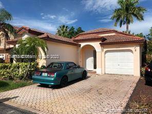 SINGLE FAMILY HOME AVAILABLE FOR LEASE AT LAKESIDE AT THE HAMMOCKS.