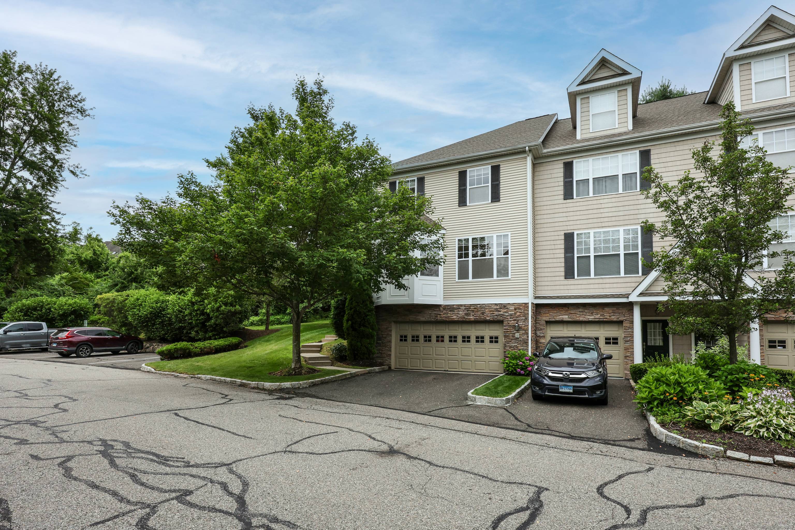Spectacular 3 4 Bedroom Townhome with 4 Levels of Living Space !