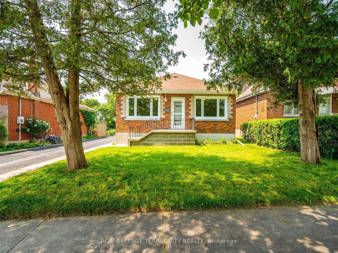 Welcome to 822 Douglas Street, a charming 3 bedroom, 1 bathroom detached home nestled in a quiet and well established Oshawa neighbourhood.