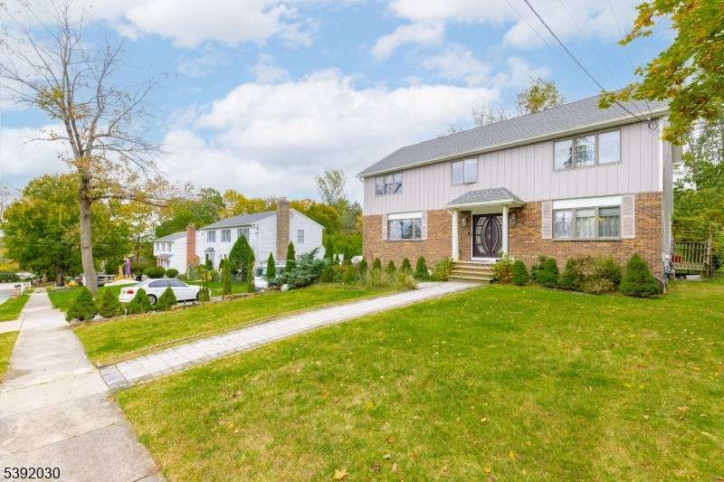 Welcome to 41 Roosevelt Avenue in North Haledon.