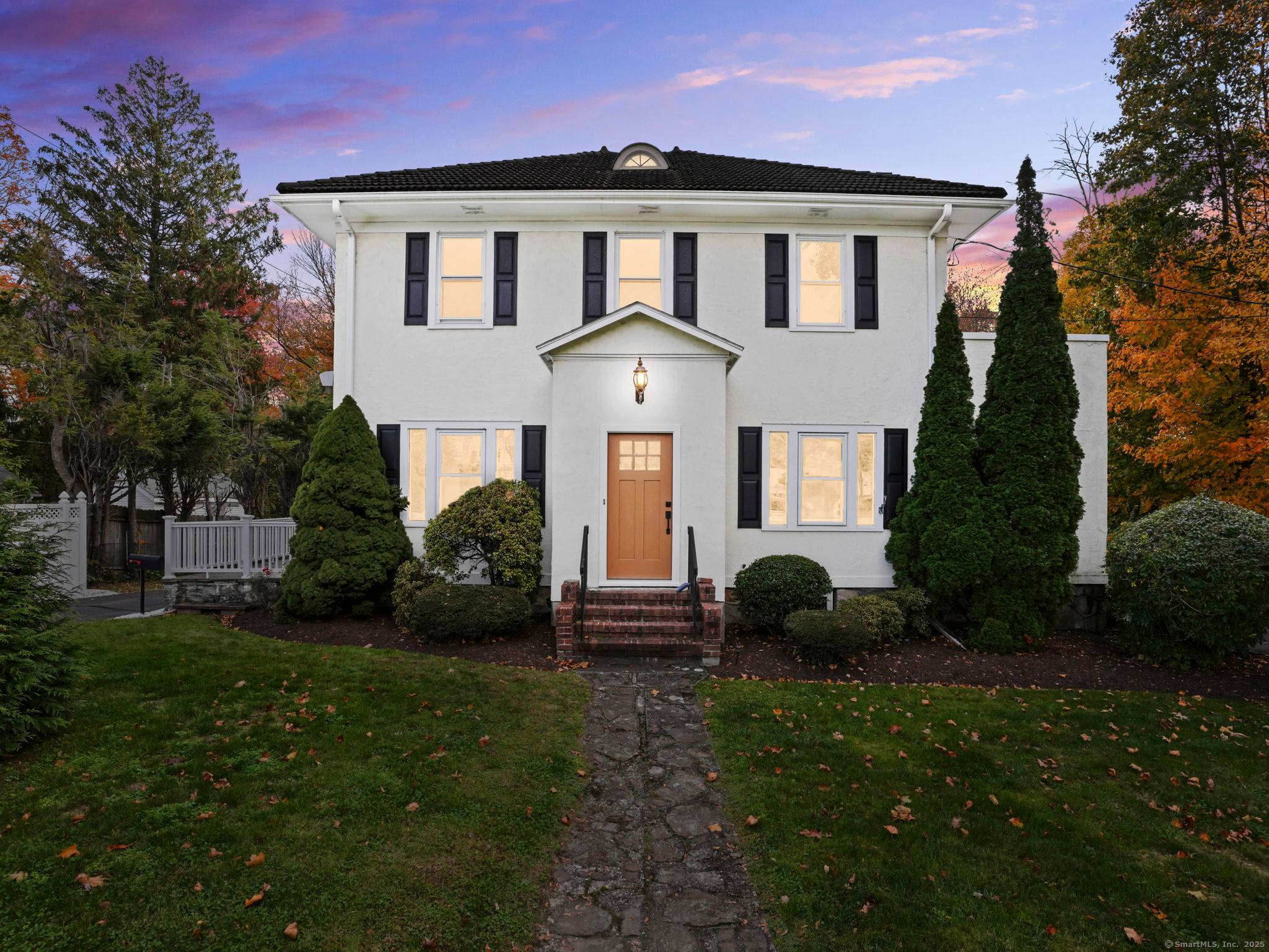 All offers due by 5pm Monday, 11 3 Welcome to The Palace at 433 High Ridge Road, a cherished Stamford residence lovingly owned by the same family for over 80 ...