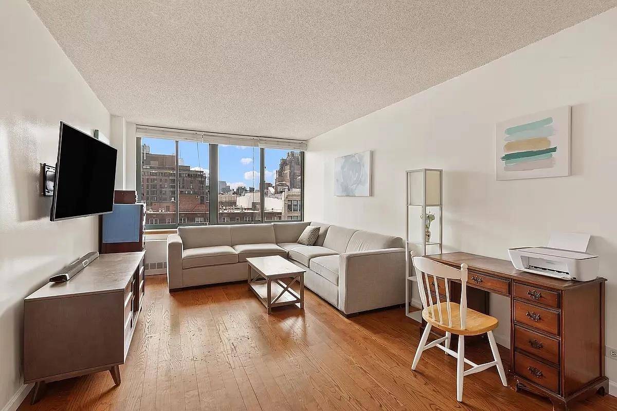 Available July 15th. Move right into this updated renovated beautiful one bedroom.