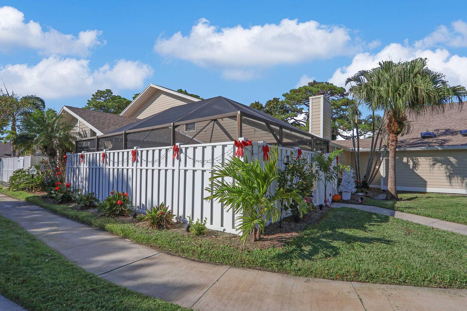 Public Remarks This is a unique 3 bedroom, 2 bathroom townhome with a Private pool and backyard in the heart of Jupiter.