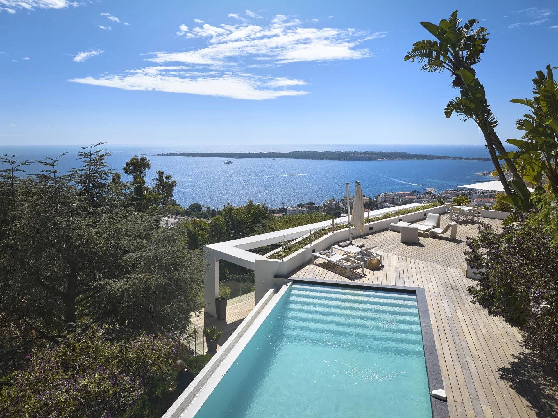 CANNES CALIFORNIE - Magnificent Villa with panoramic sea view