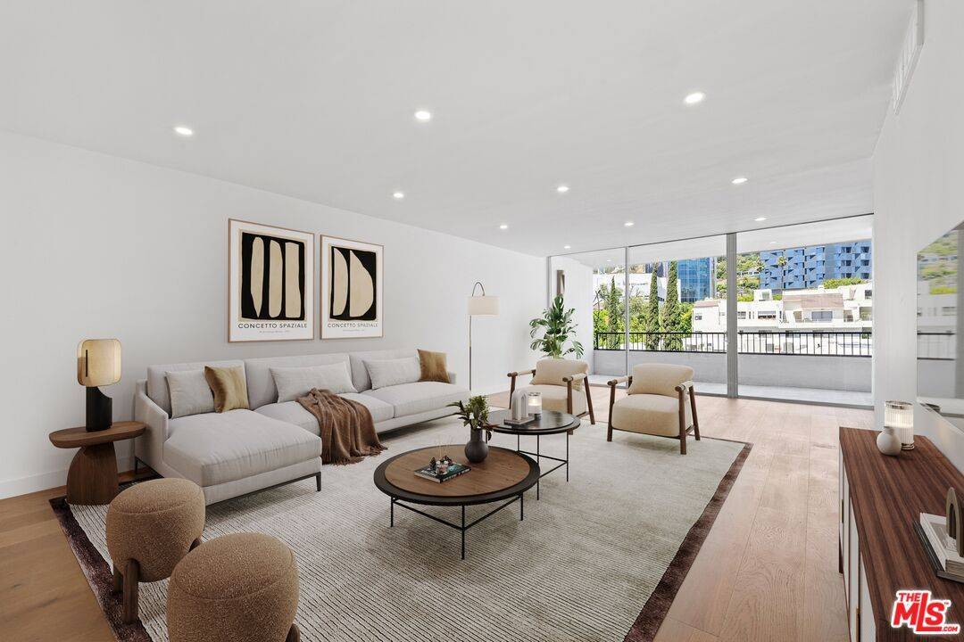 1100   Alta Loma Rd 2BR Sunset Strip La