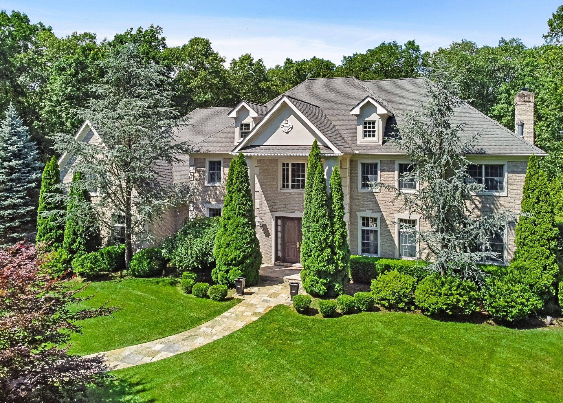 A Private Oasis Where Timeless Elegance Meets Modern Luxury !