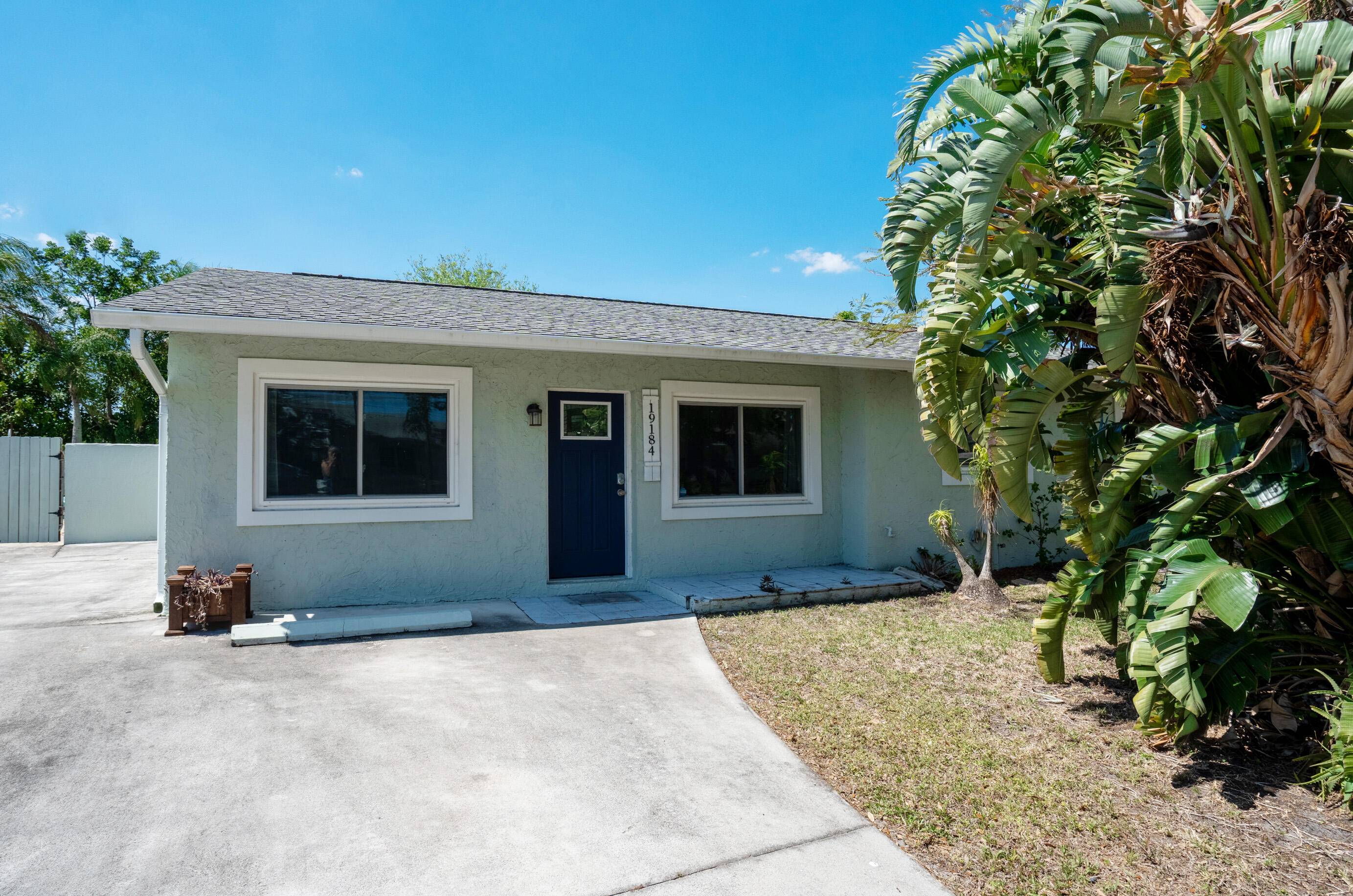 Perfect location in Tequesta !