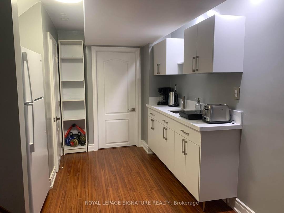 Prime Mississauga Location.