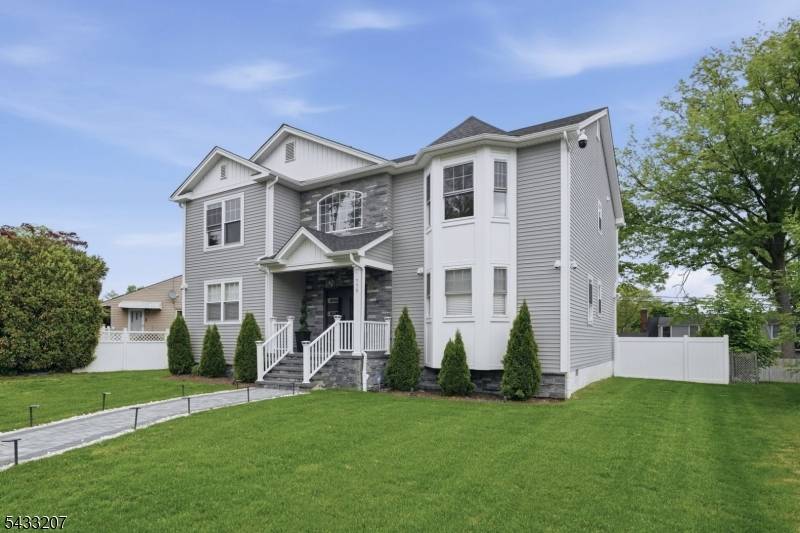 Stunning fully renovated 3, 206 sq ft Colonial with exceptional curb appeal in one of Union's most desirable neighborhoods !
