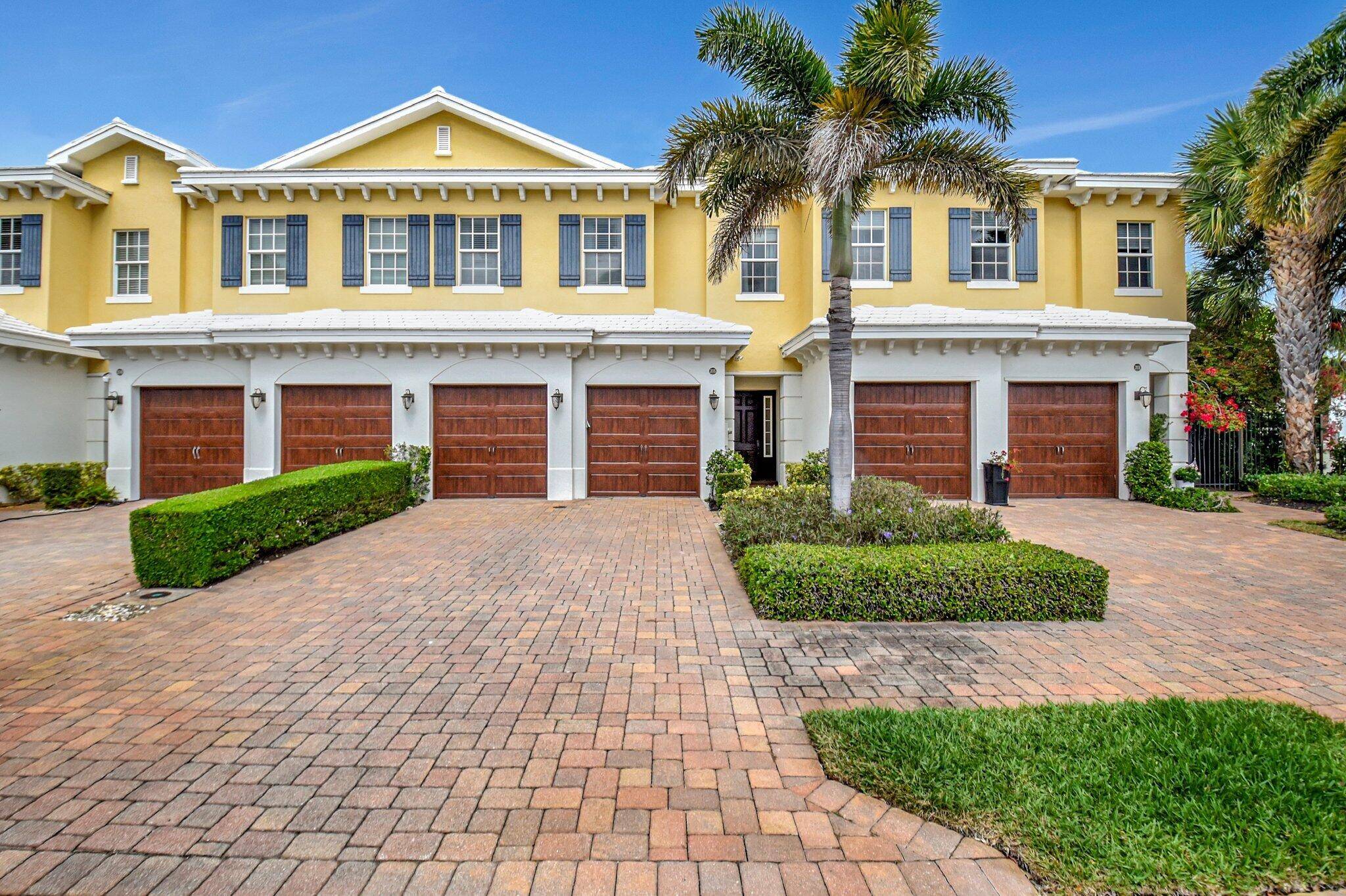 Everything you need in North Palm Beach !