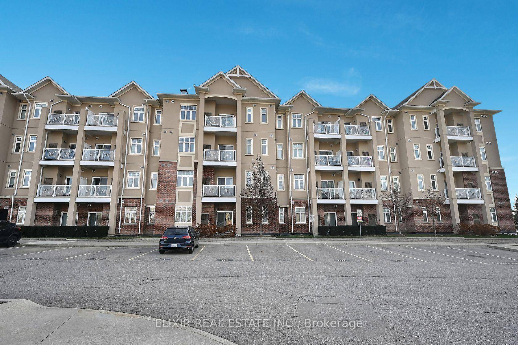 Lease this stunning 1 bedroom condo with 10 ft ceilings and bright North East exposure.