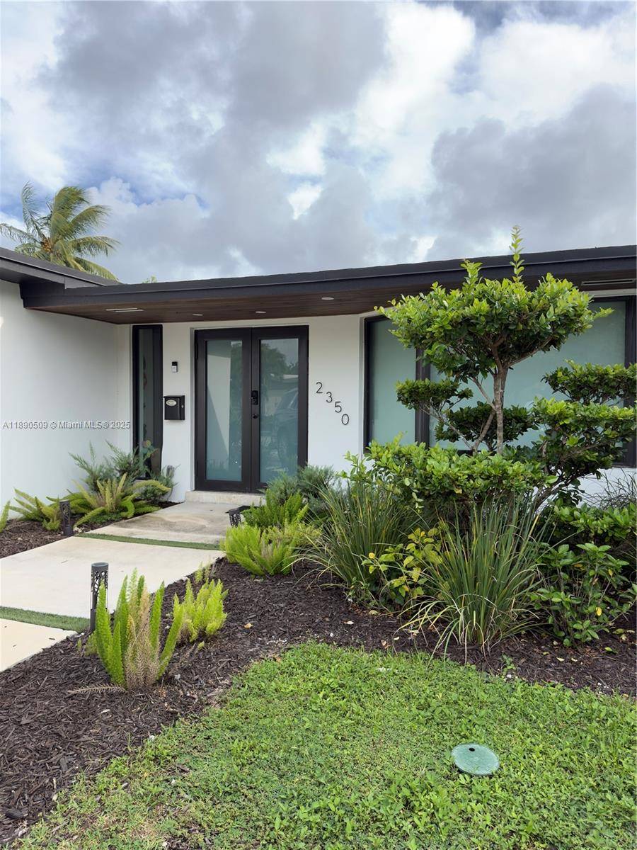 Welcome to this stunning 4 bedroom, 4 bath modern home nestled in a desirable family friendly community with no HOA !