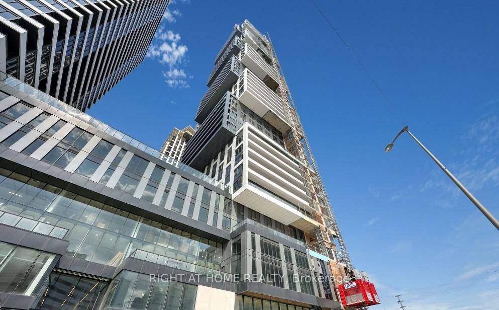 Brand New, Never lived in Corner Suite At Exchange District In Mississauga City Centre !