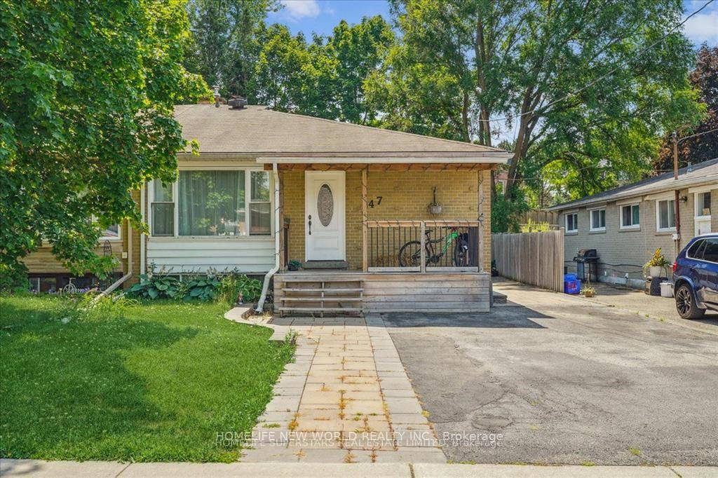 Prime location in Aurora at the community of Aurora Highlands closes to Richmond Hill !