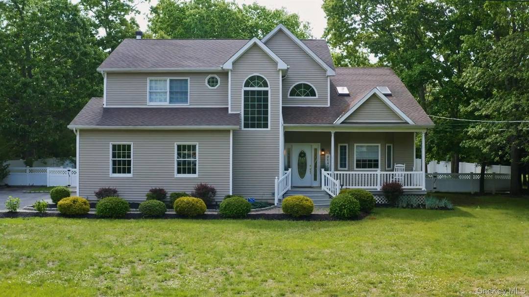 Available annually or seasonally, this home is the perfect blend of serenity, style, and comfort where no detail has been overlooked.